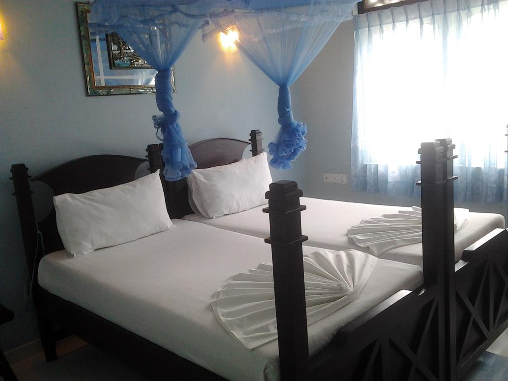 La Grande Holiday Resort Negombo Kamer foto
